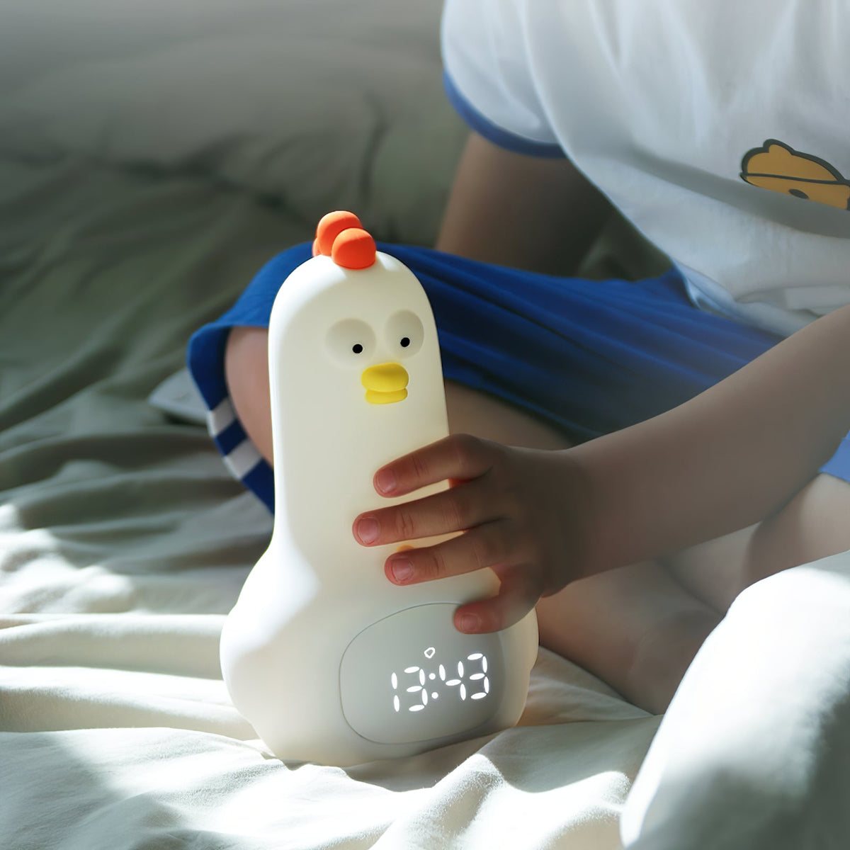 kunfu-chicken-alarm-clock-night-light