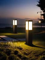 Kuzco Solar Bollard Light – Architectural Outdoor Post Lamp in Black