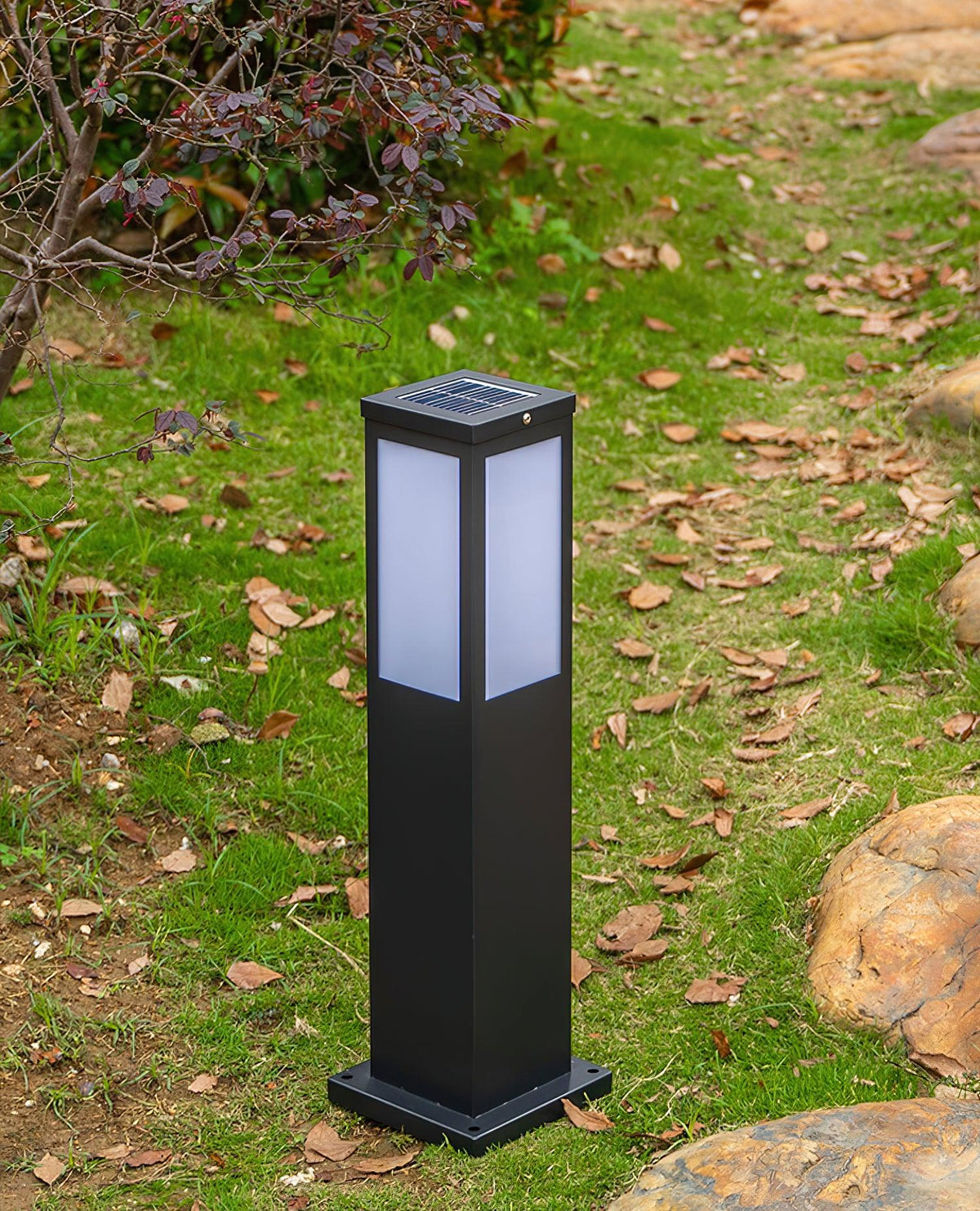 Kuzco Solar Bollard Light – Architectural Outdoor Post Lamp in Black
