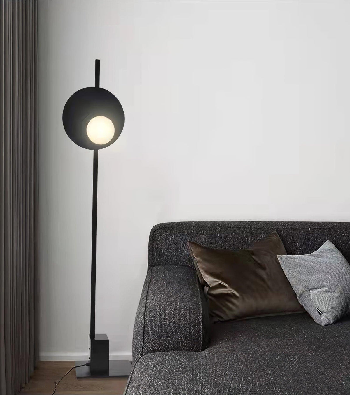 Kwic Modern LED Floor Lamp with Glass Diffuser for Living Room