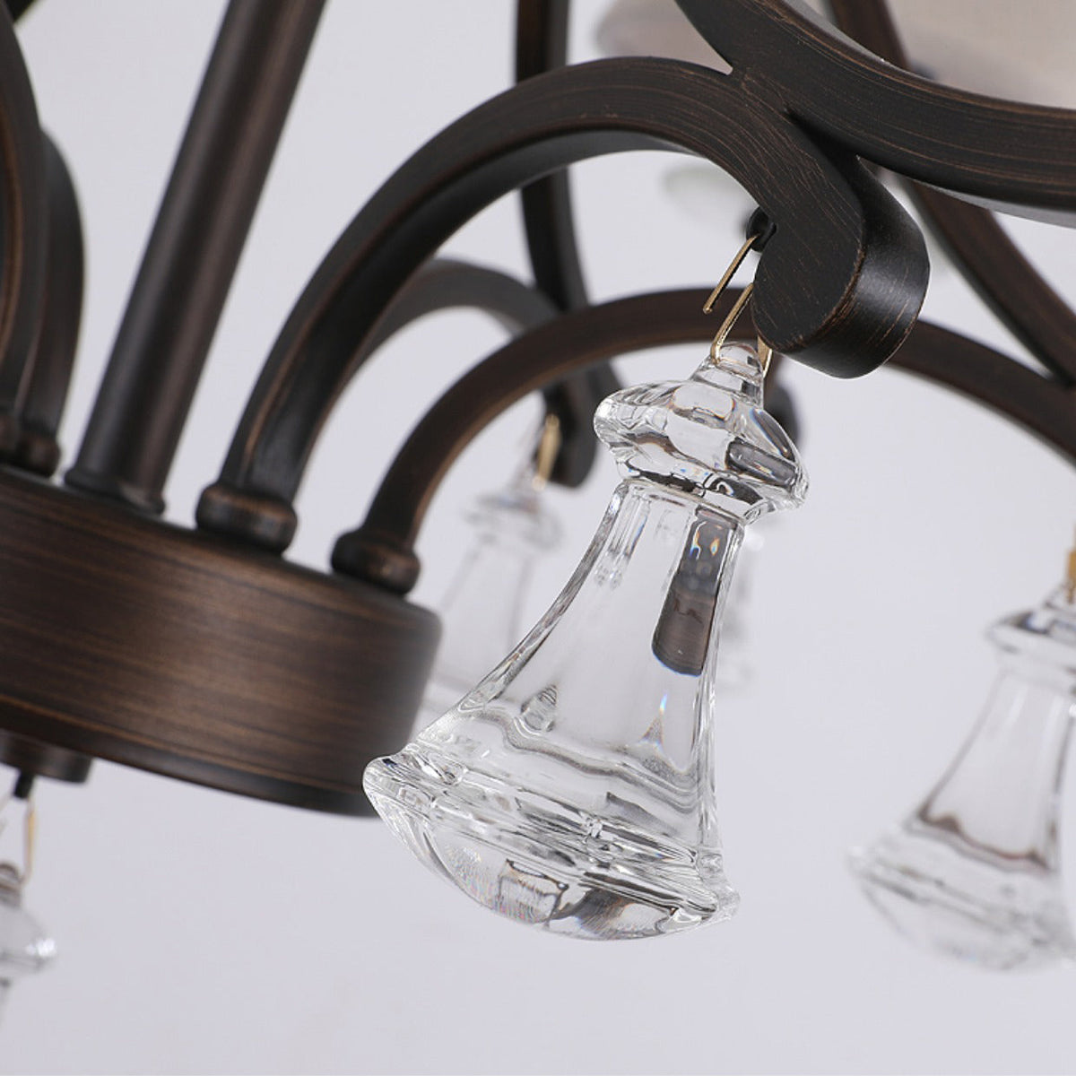 la-pointe-chandelier