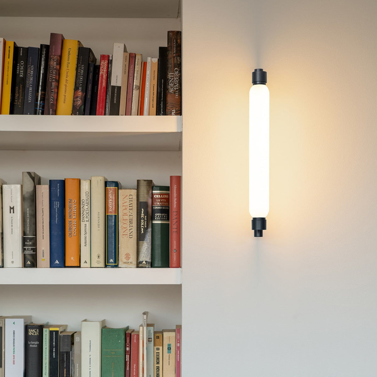 la-roche-wall-lamp
