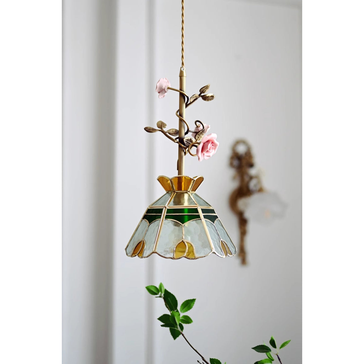 lalique-rose-glass-pendant-lamp