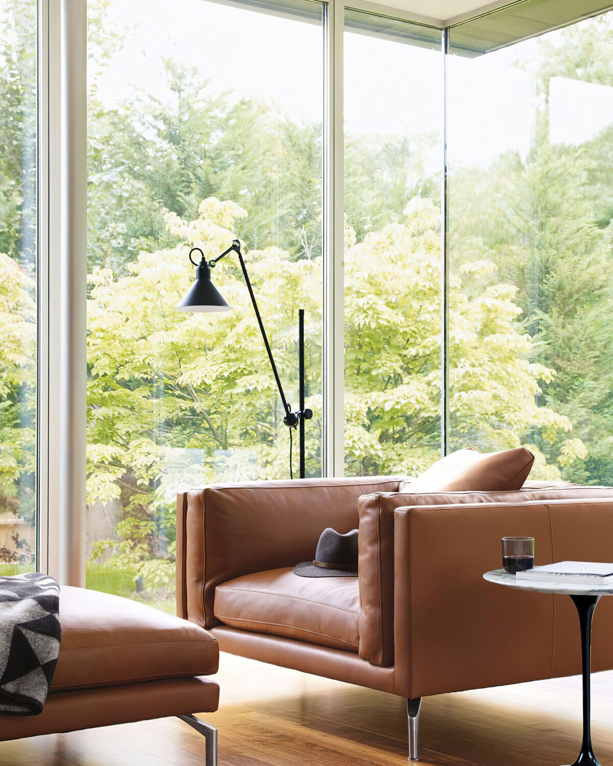 versa-glide-g215-floor-lamp