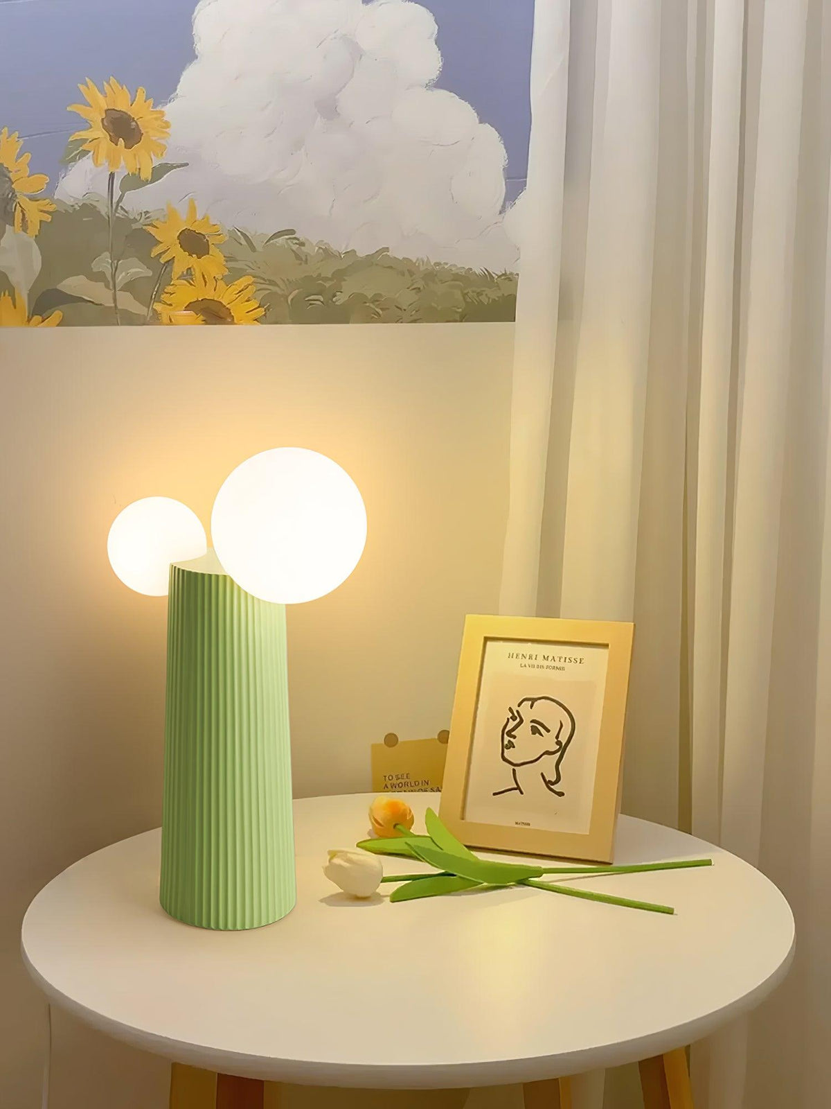 land-table-lamp