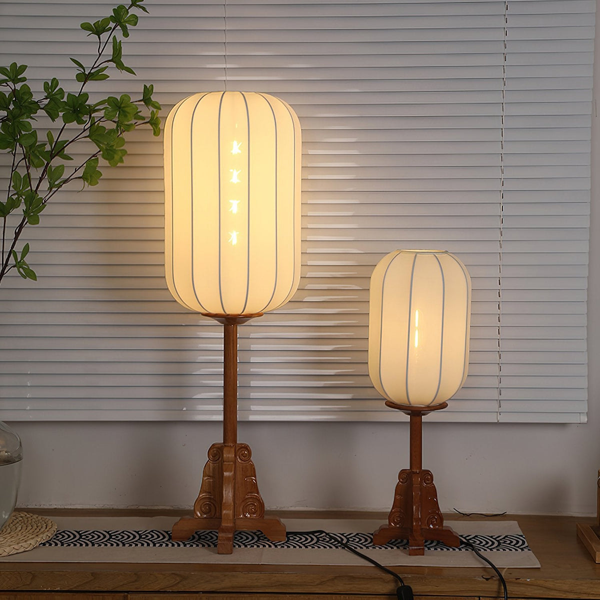 Lantern Cloth Art Table Lamp