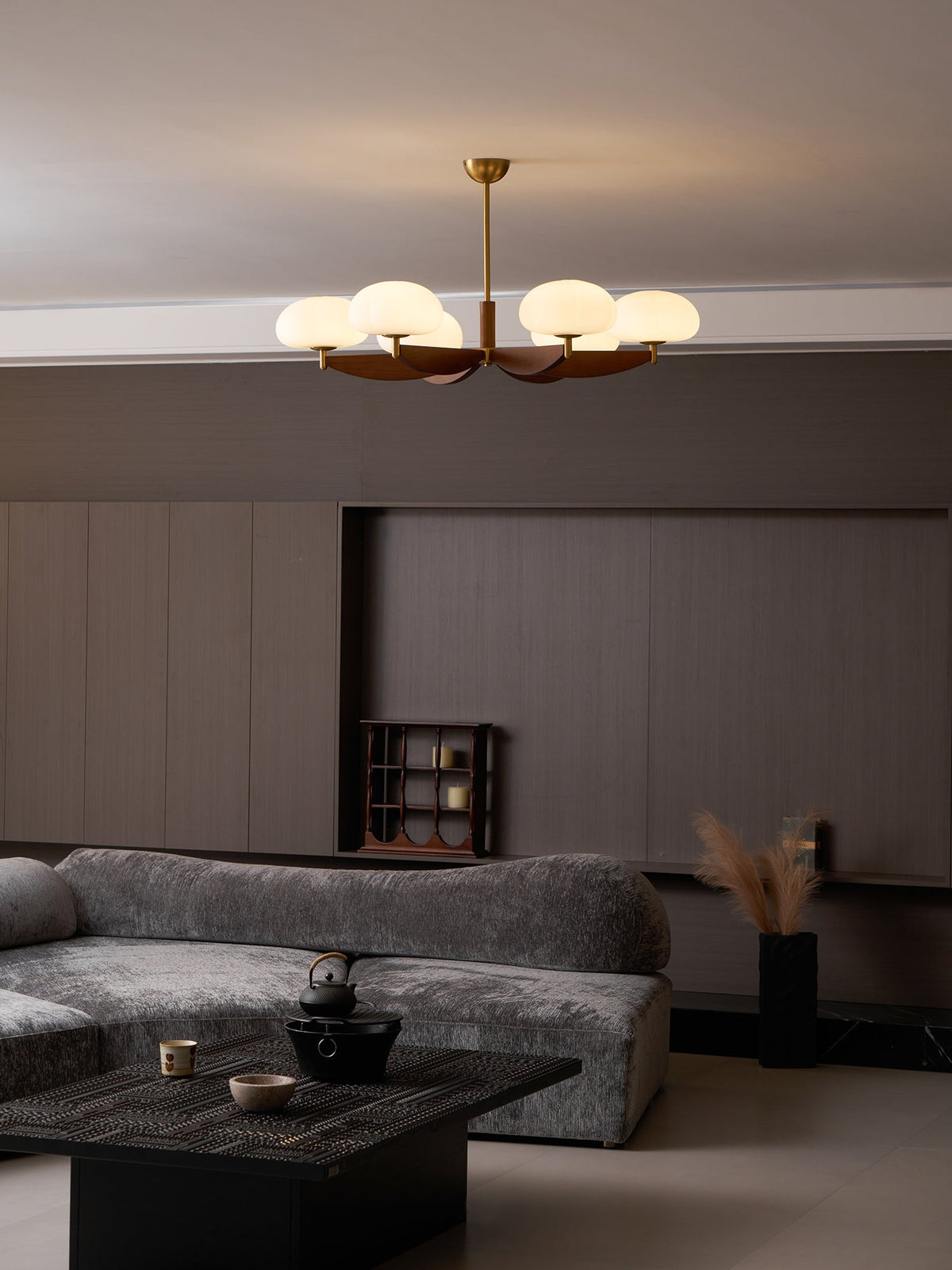 larenta-rico-chandelier