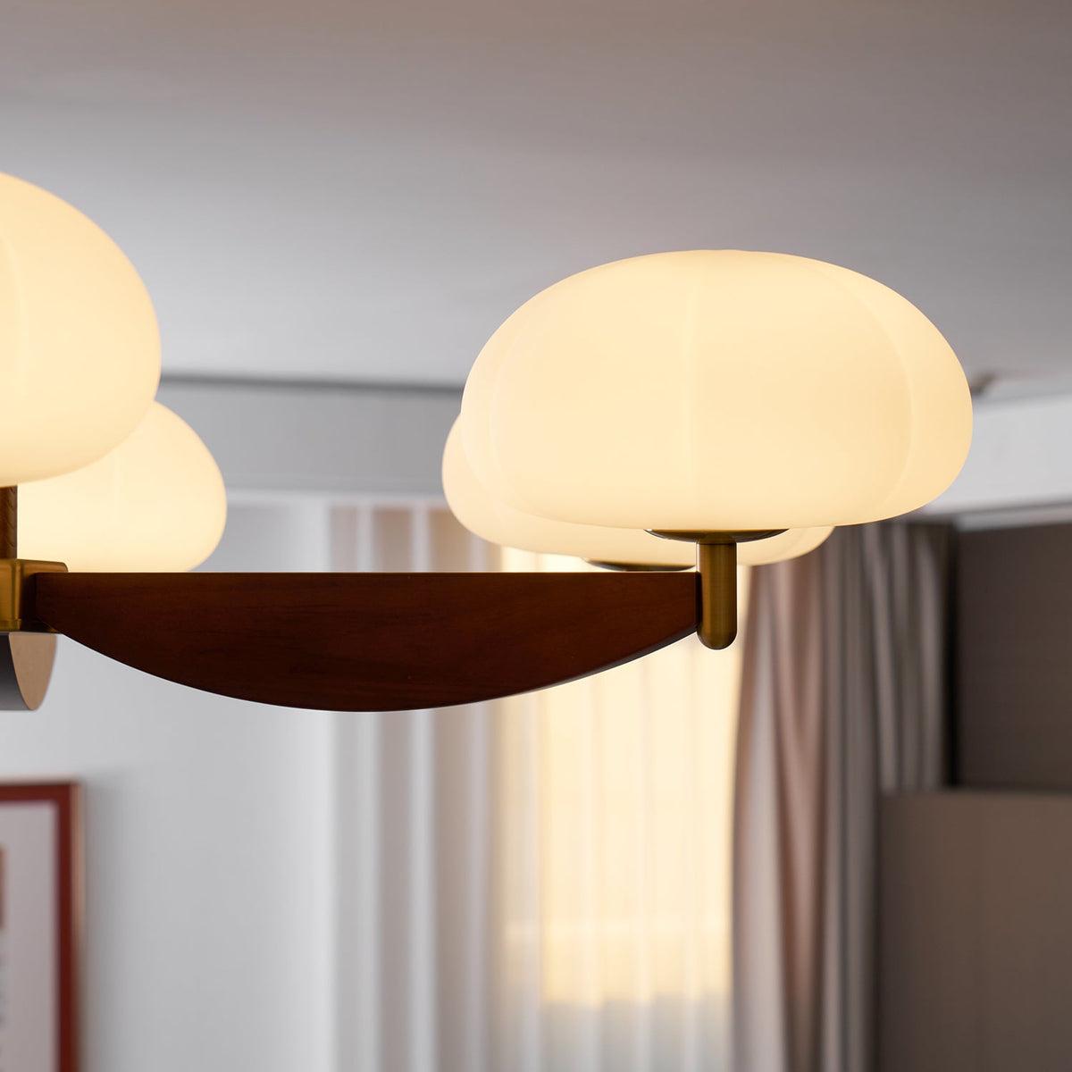 larenta-rico-chandelier