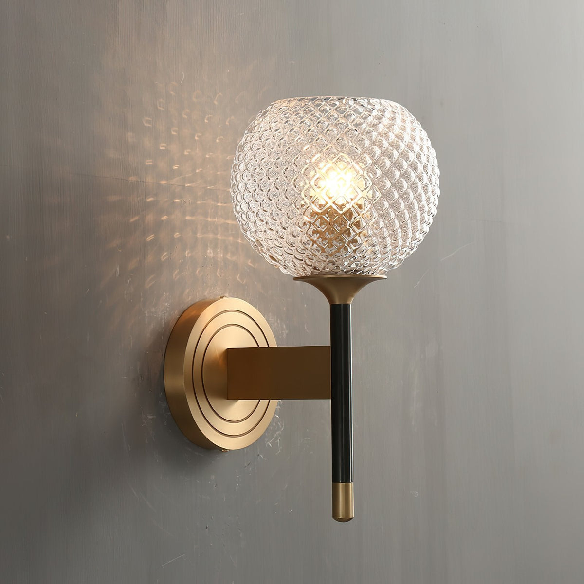 Lattice Glass Wall Light