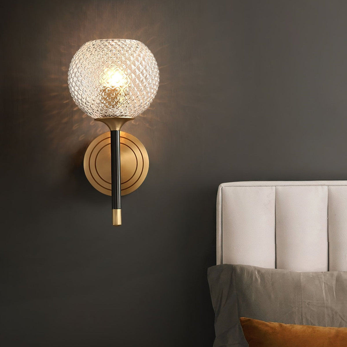 Lattice Glass Wall Light