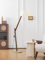 lean-pivot-floor-lamp