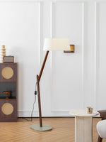 lean-pivot-floor-lamp