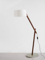 lean-pivot-floor-lamp