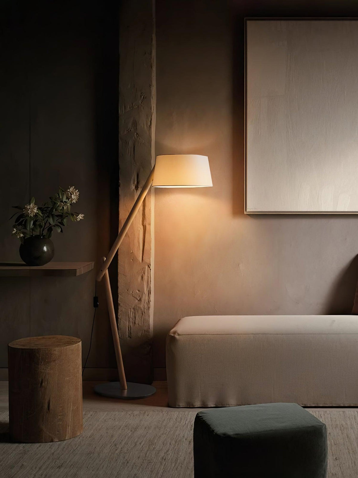 lean-pivot-floor-lamp
