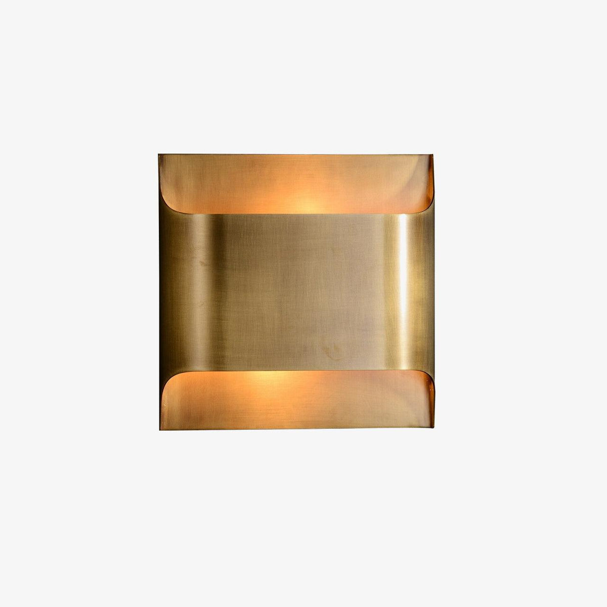 Leclerc Brass Wall Sconce – Handcrafted Solid Brass Lighting for Modern Interiors