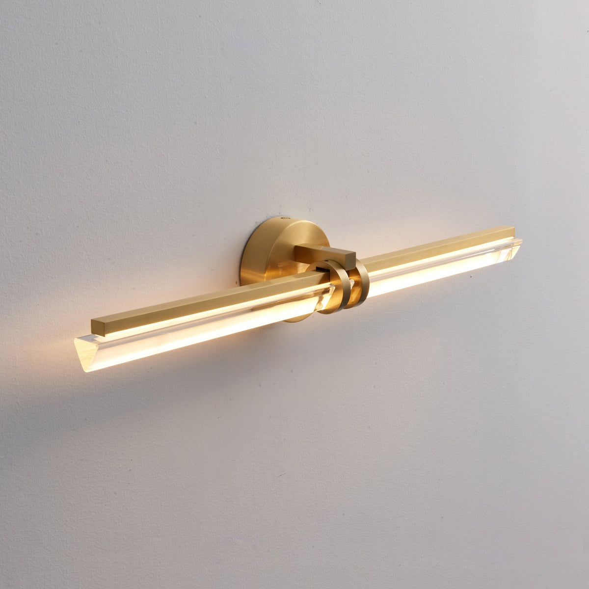 leigh-mirror-vanity-wall-lamp
