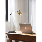 leipzig-table-lamp
