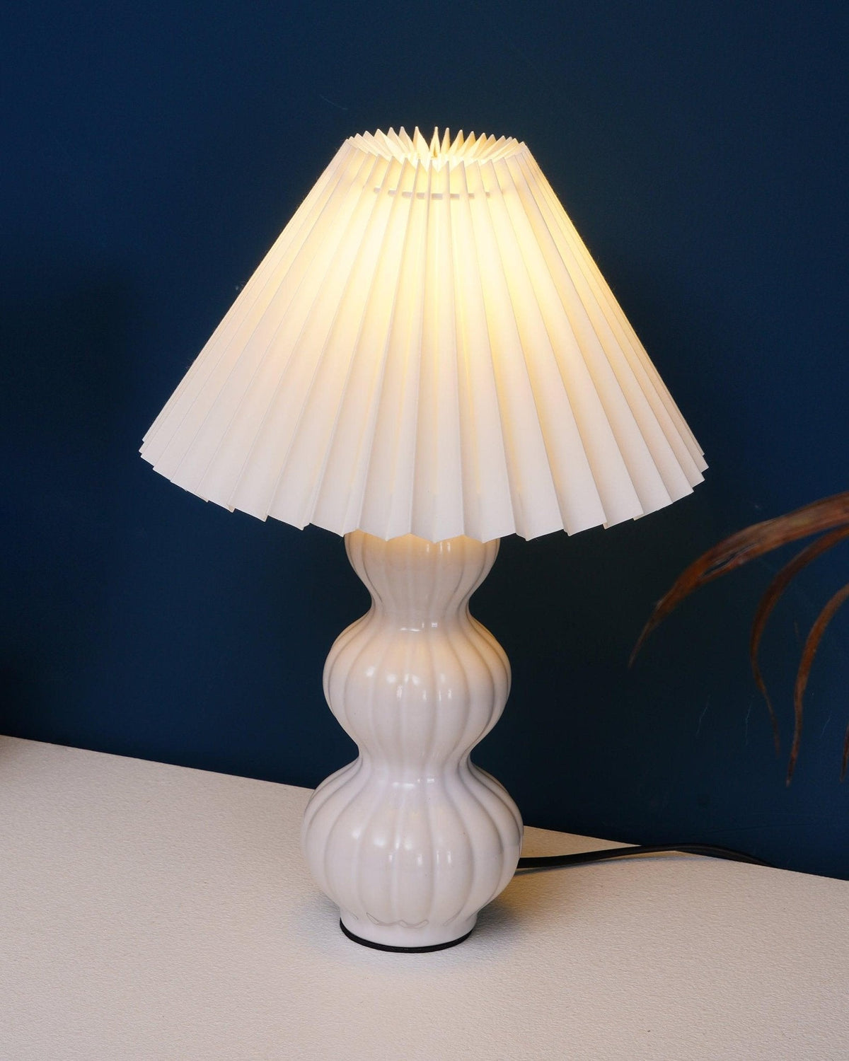 Leo Table Lamp