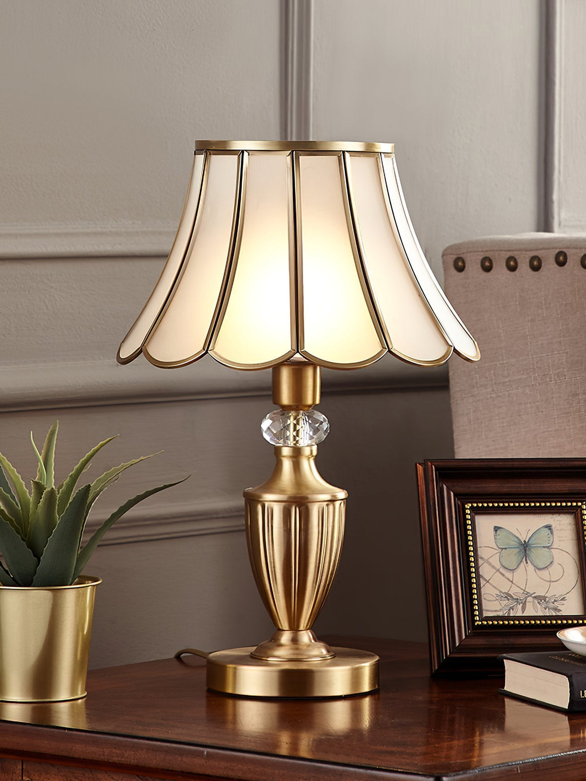 Lexi Vintage Brass Table Lamp