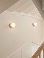 liila-wall-lamp