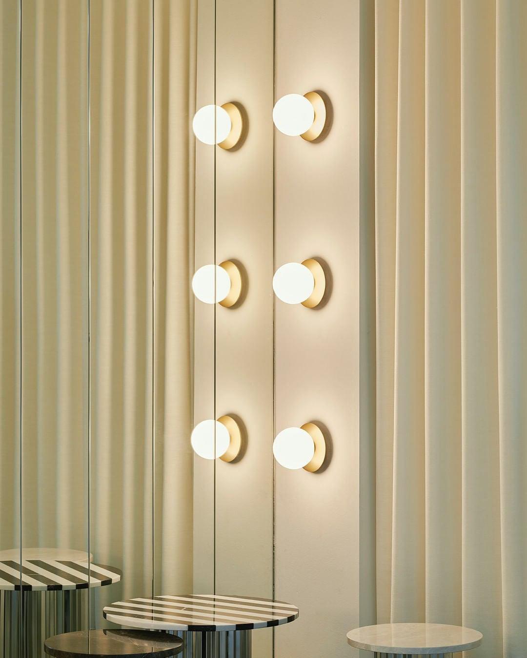 liila-wall-lamp