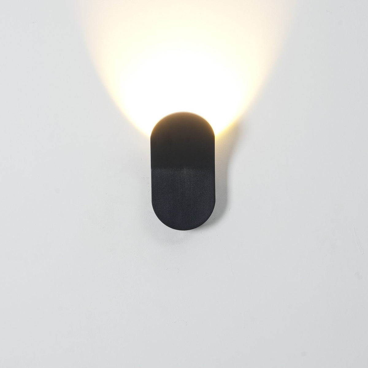 Lik Wall Sconce