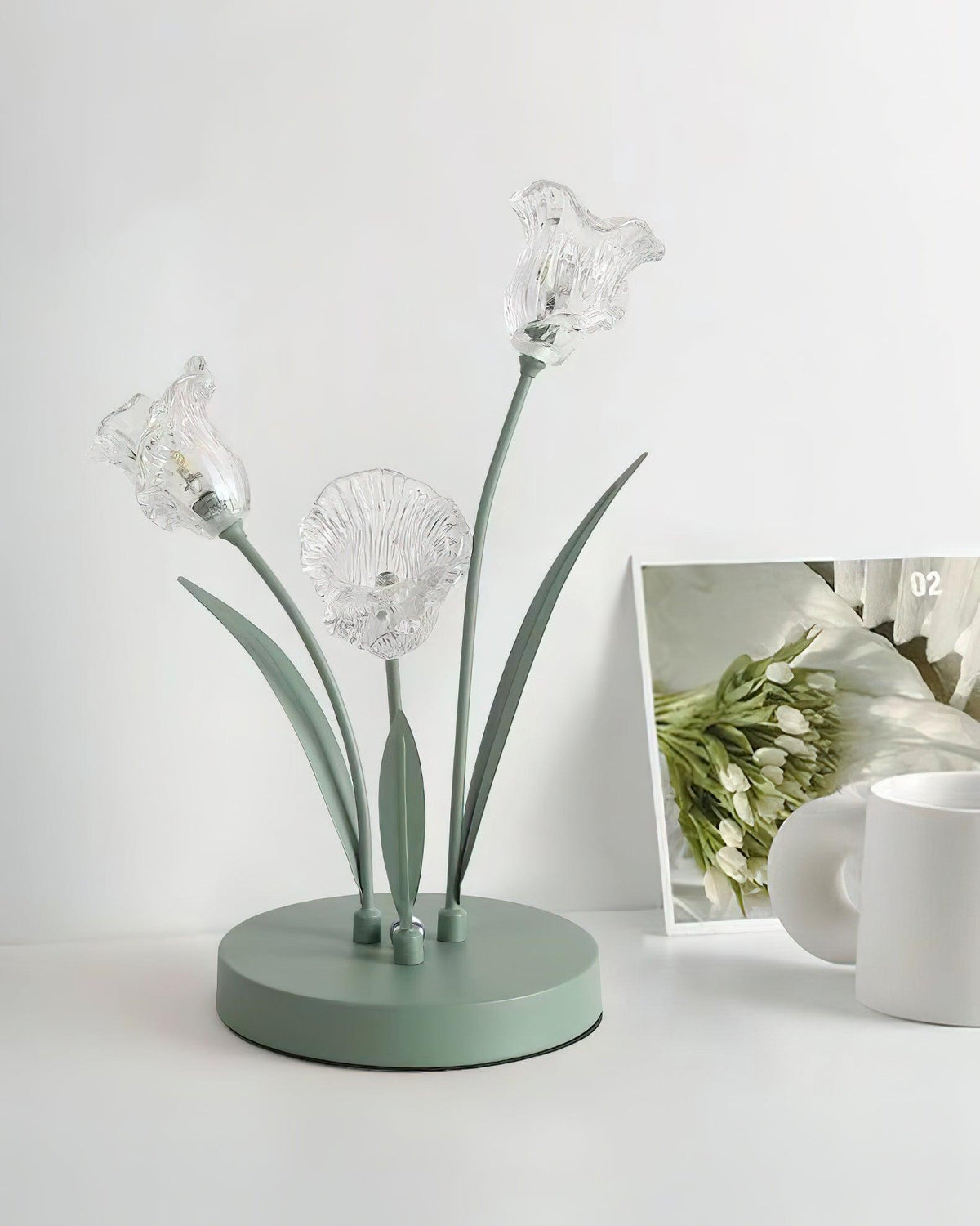 lily-blossom-table-lamp