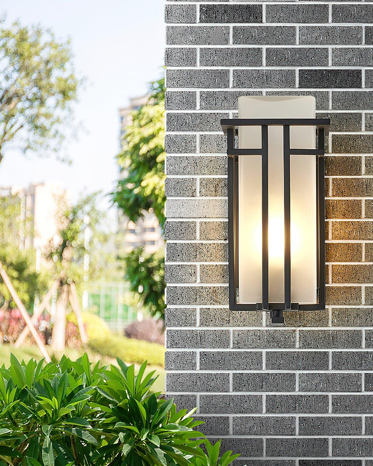 linden-outdoor-wall-lamp