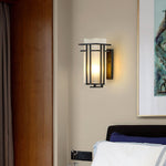 linden-outdoor-wall-lamp