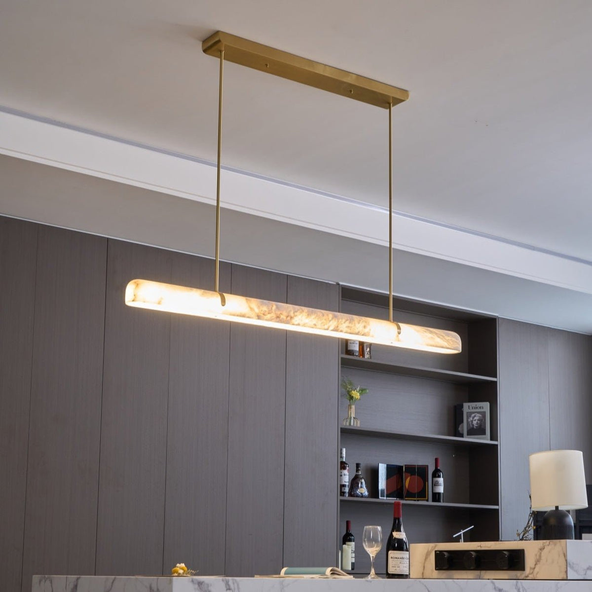 Linear Alabaster Chandelier in Brass or Black, Modern LED Pendant Light for Dining Room and Living Room