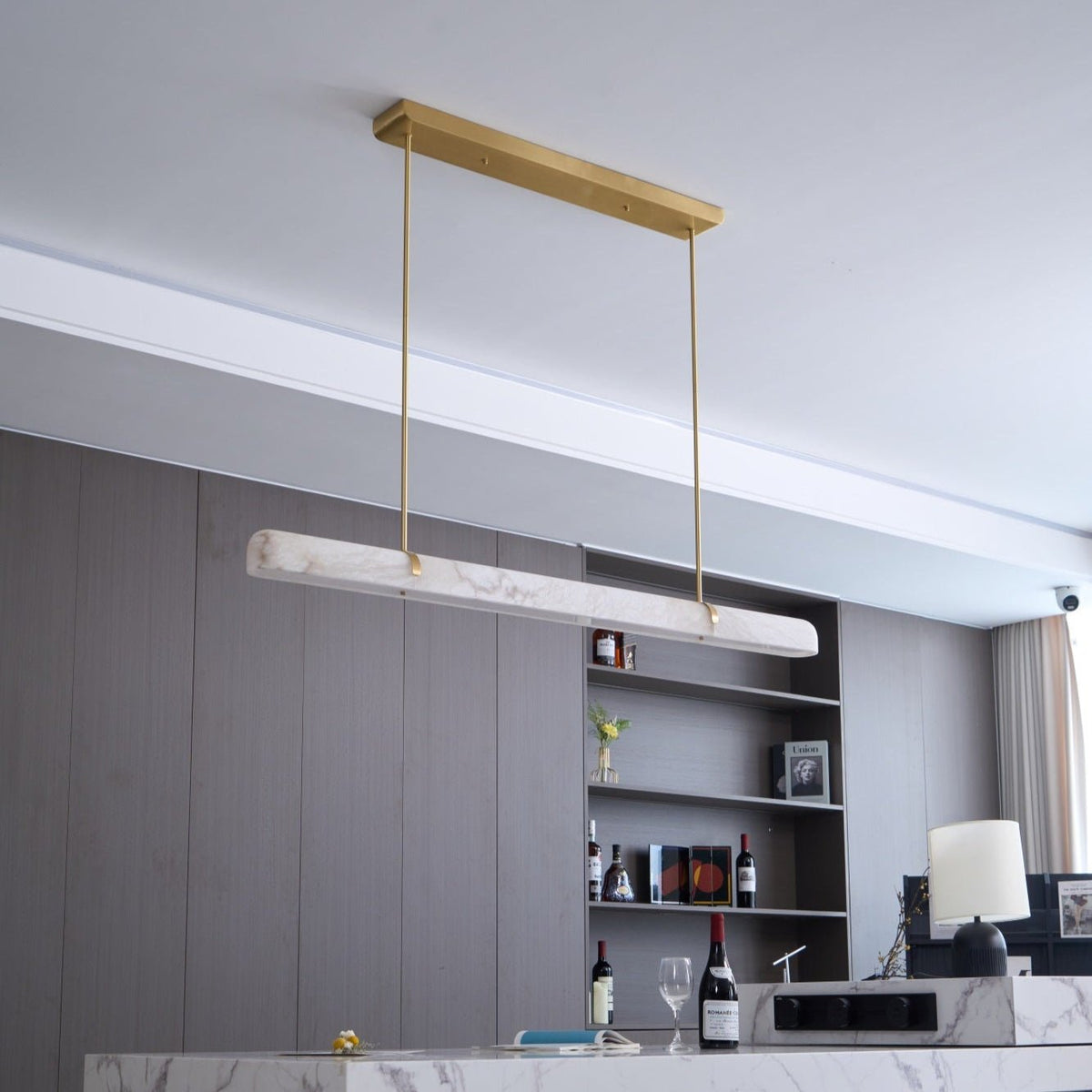 Linear Alabaster Chandelier in Brass or Black, Modern LED Pendant Light for Dining Room and Living Room