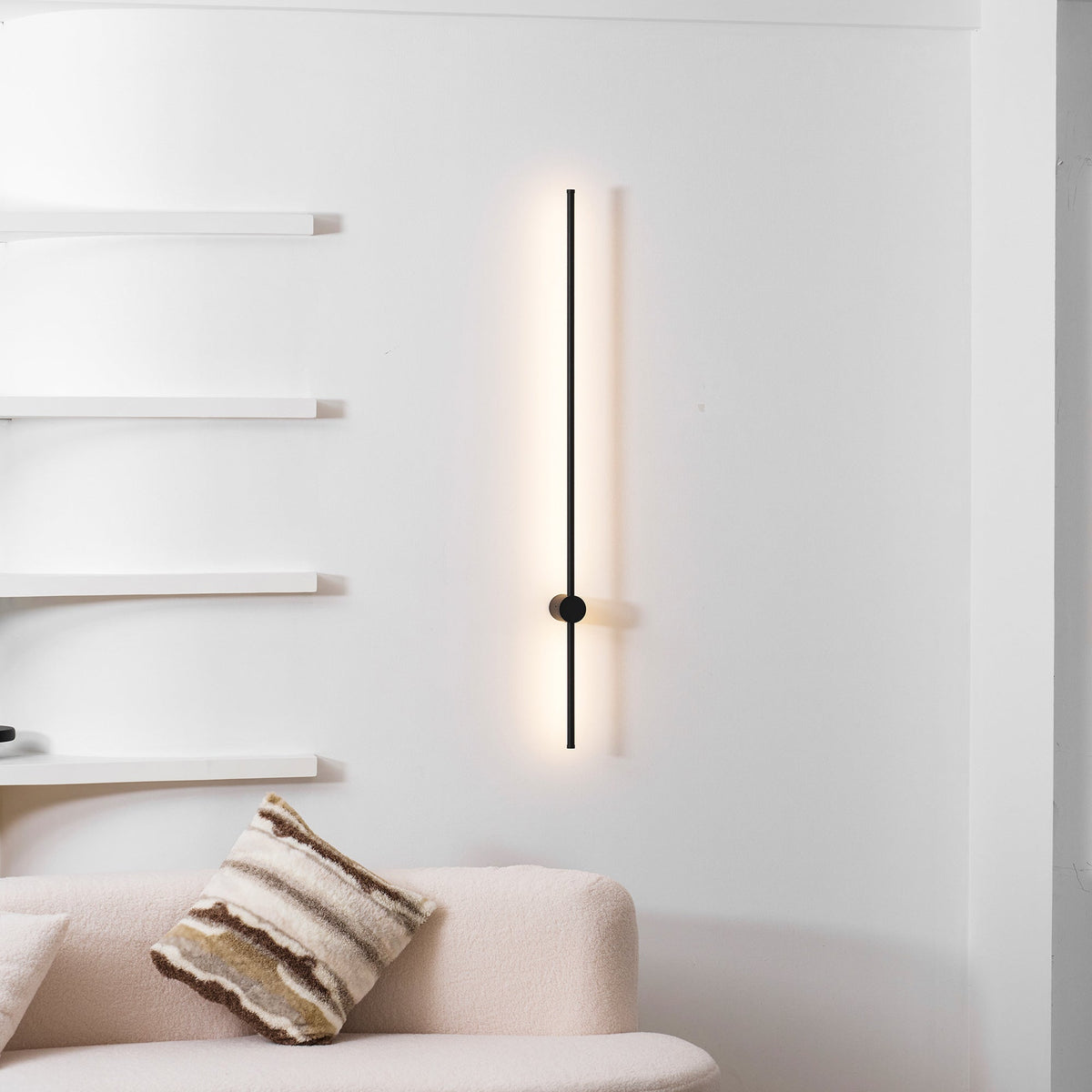 Linear LED Rechargeable Wall Sconce – Modern Minimalist Ambient Lighting