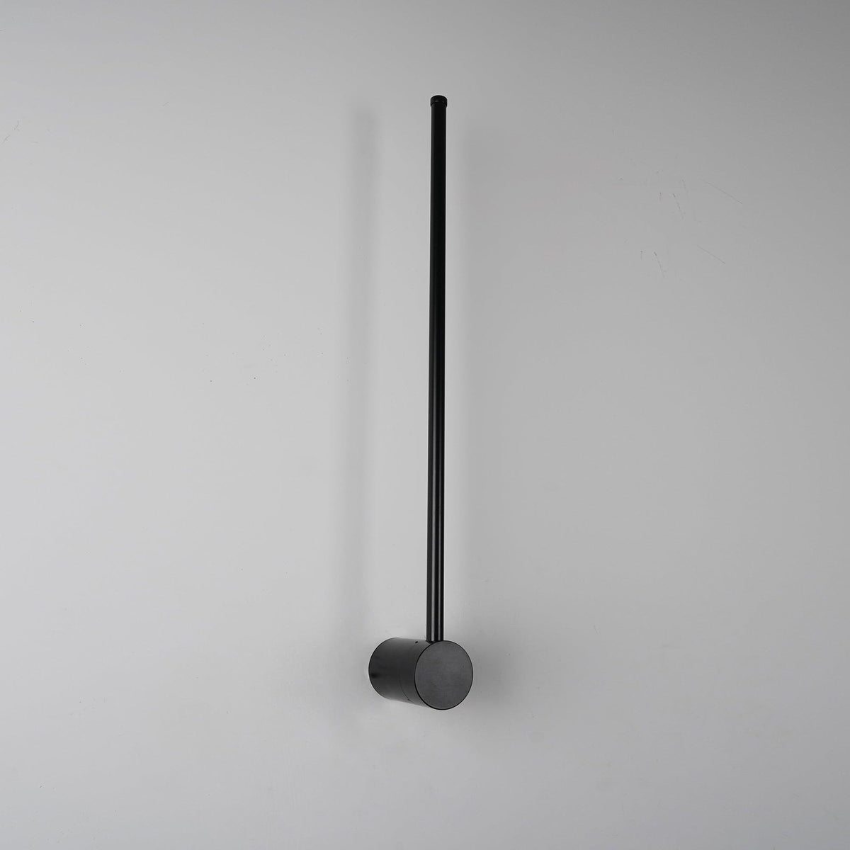 Linear LED Rechargeable Wall Sconce – Modern Minimalist Ambient Lighting