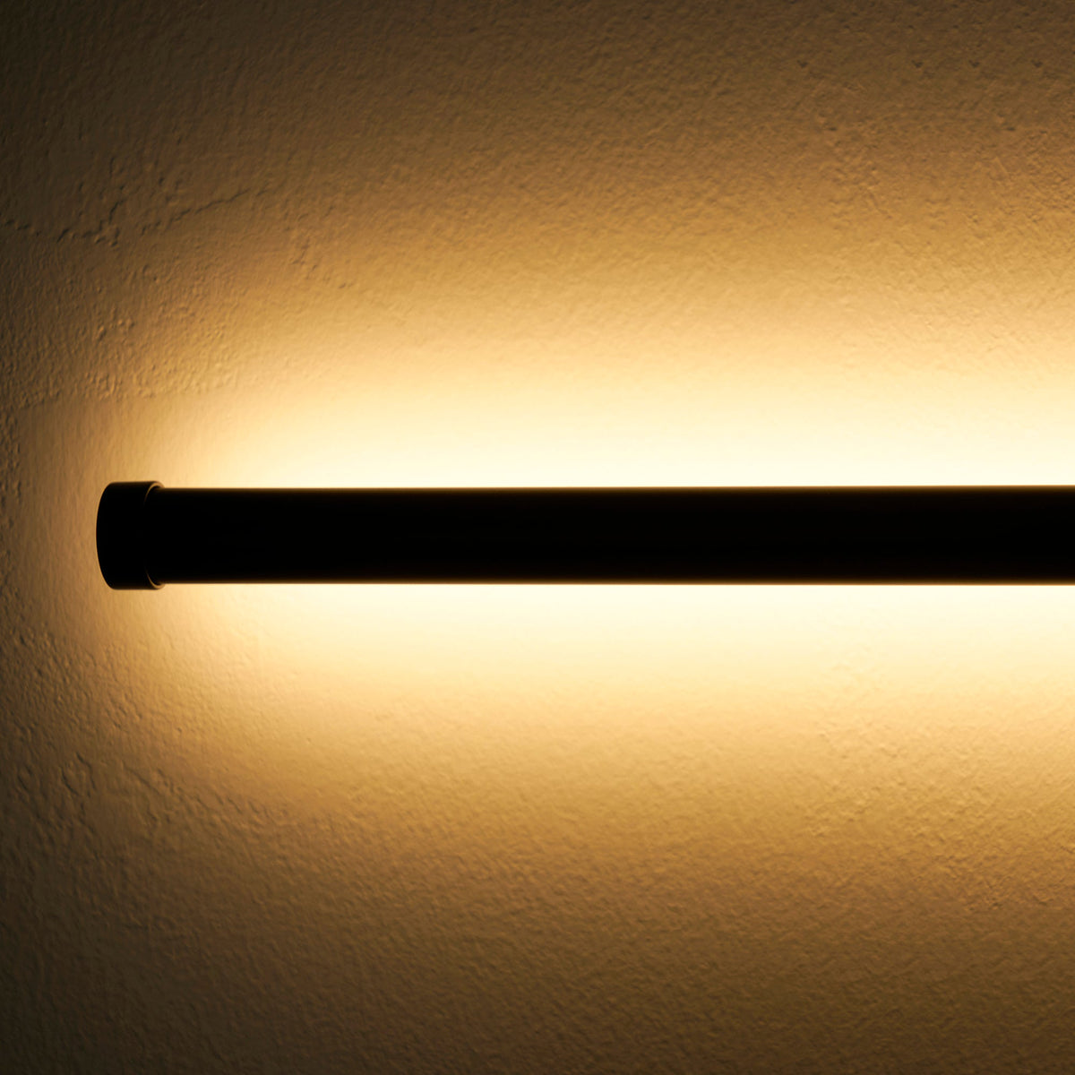 Linearo Rechargeable LED Wall Sconce – Cordless Modern Linear Light