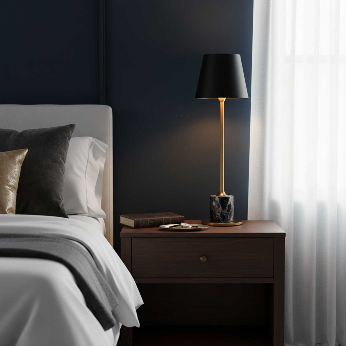 Lirio Mini Marble Table Lamp – Portable LED Accent Light