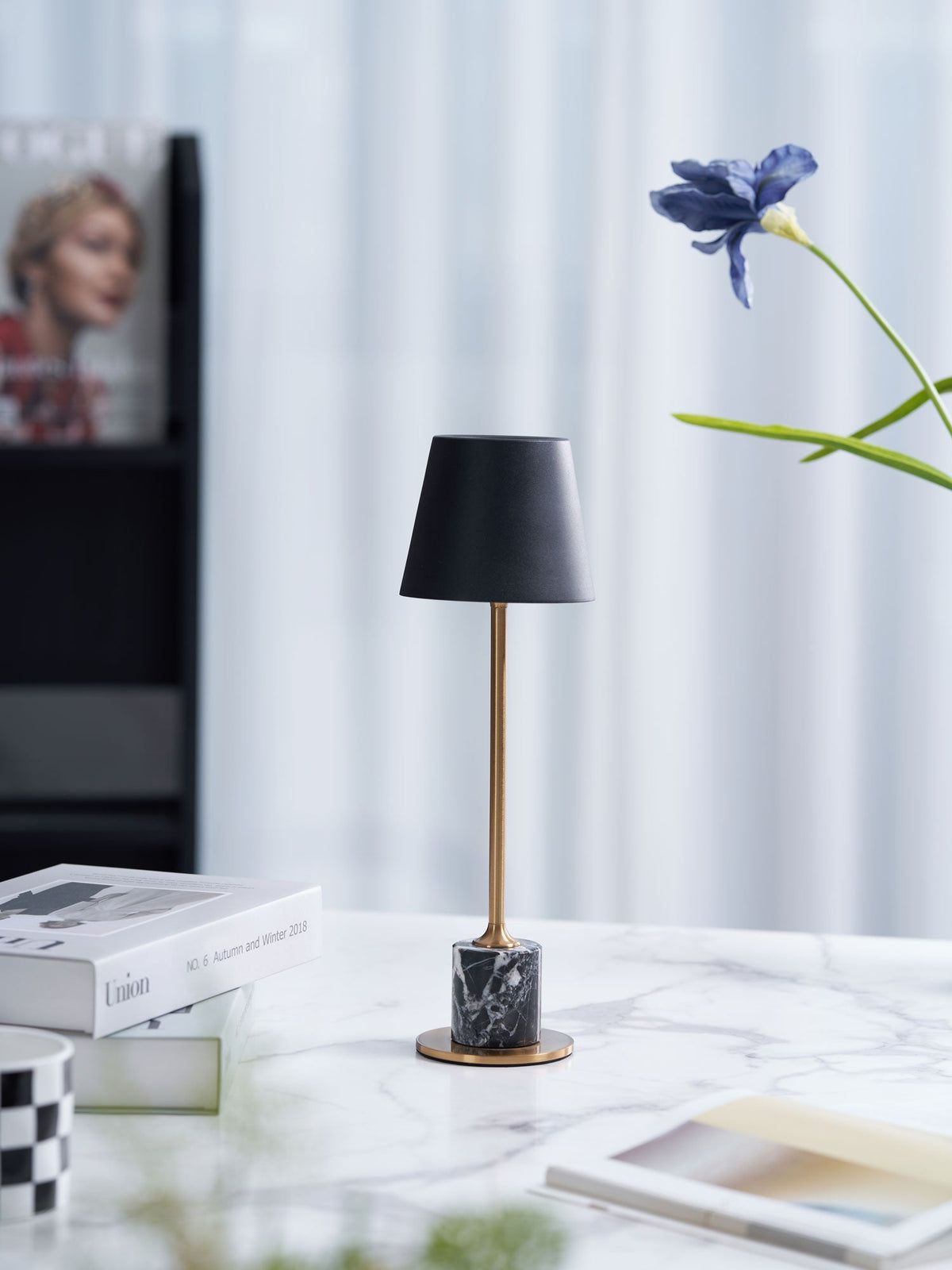 Lirio Mini Marble Table Lamp – Portable LED Accent Light
