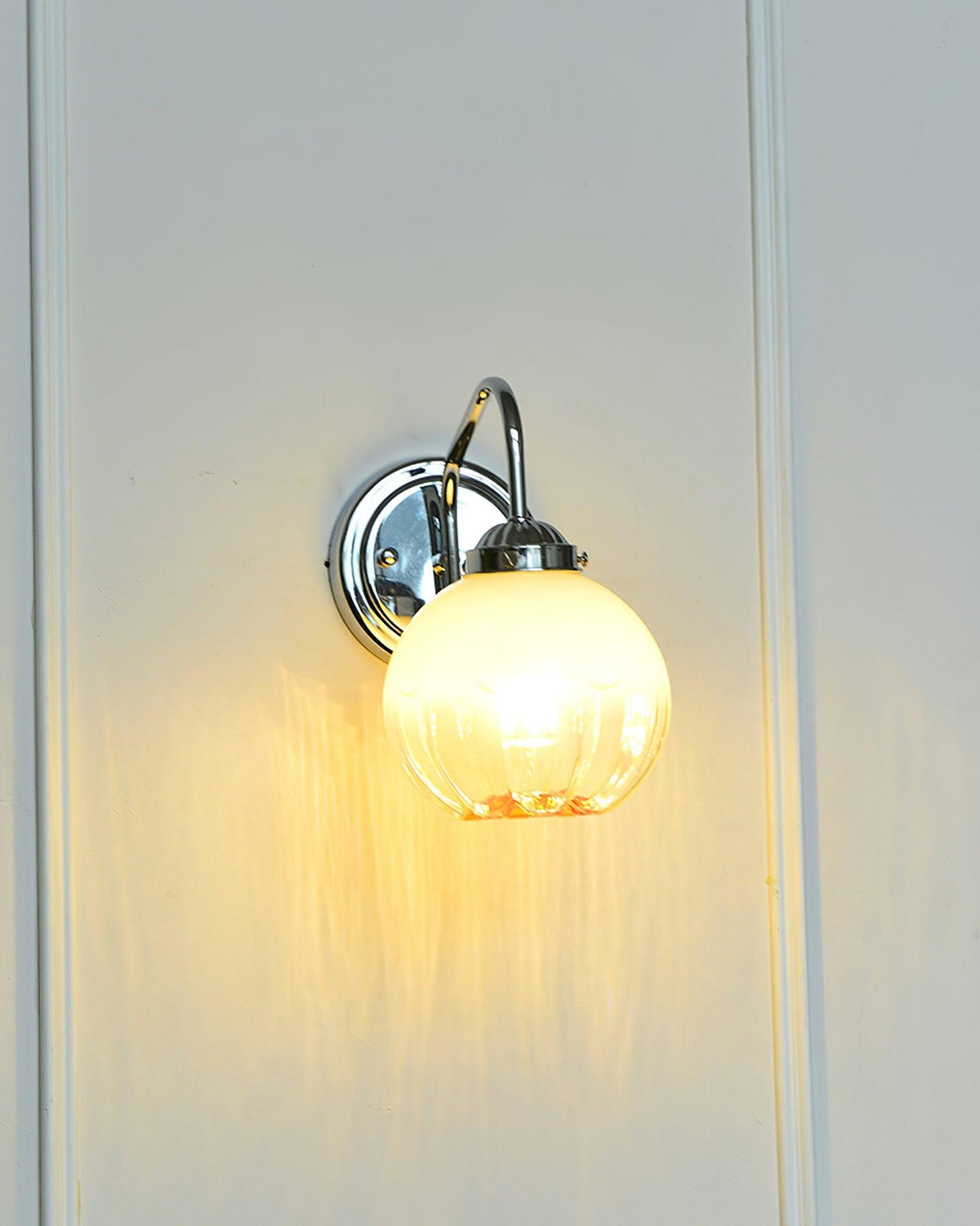 litchford-wall-lamp