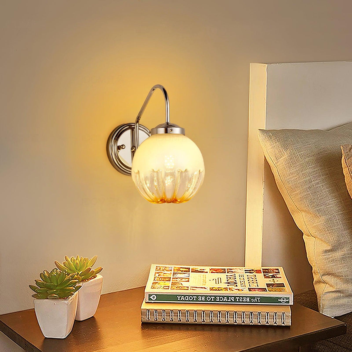 litchford-wall-lamp