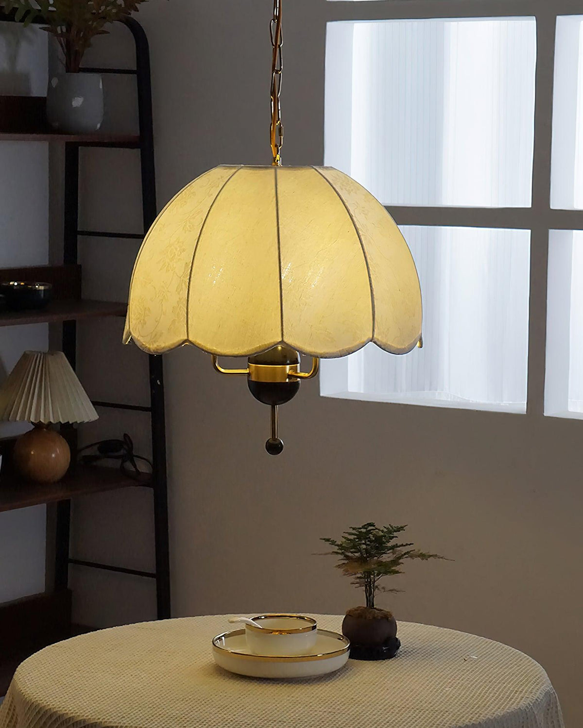 little-ghost-head-pendant-light