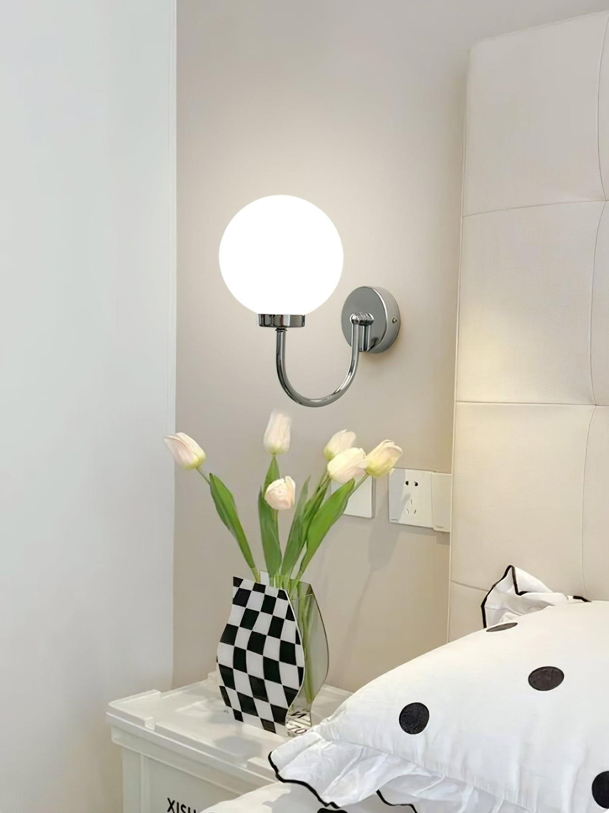 loa-wall-lamp