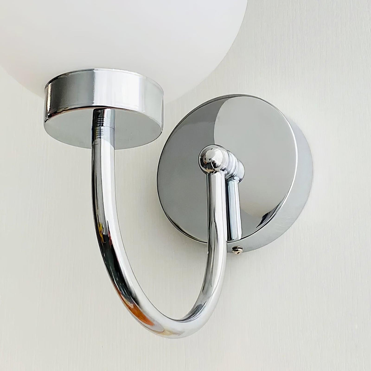 loa-wall-lamp