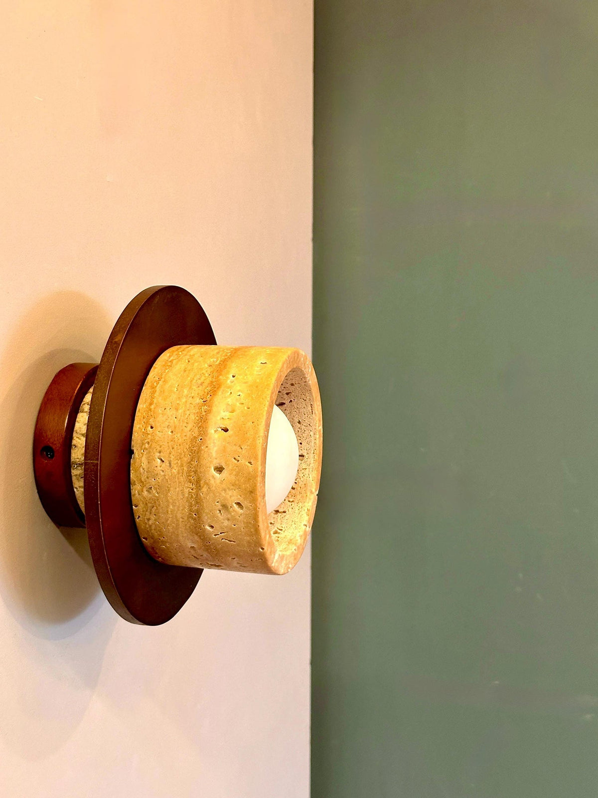 logatec-traverine-wall-lamp