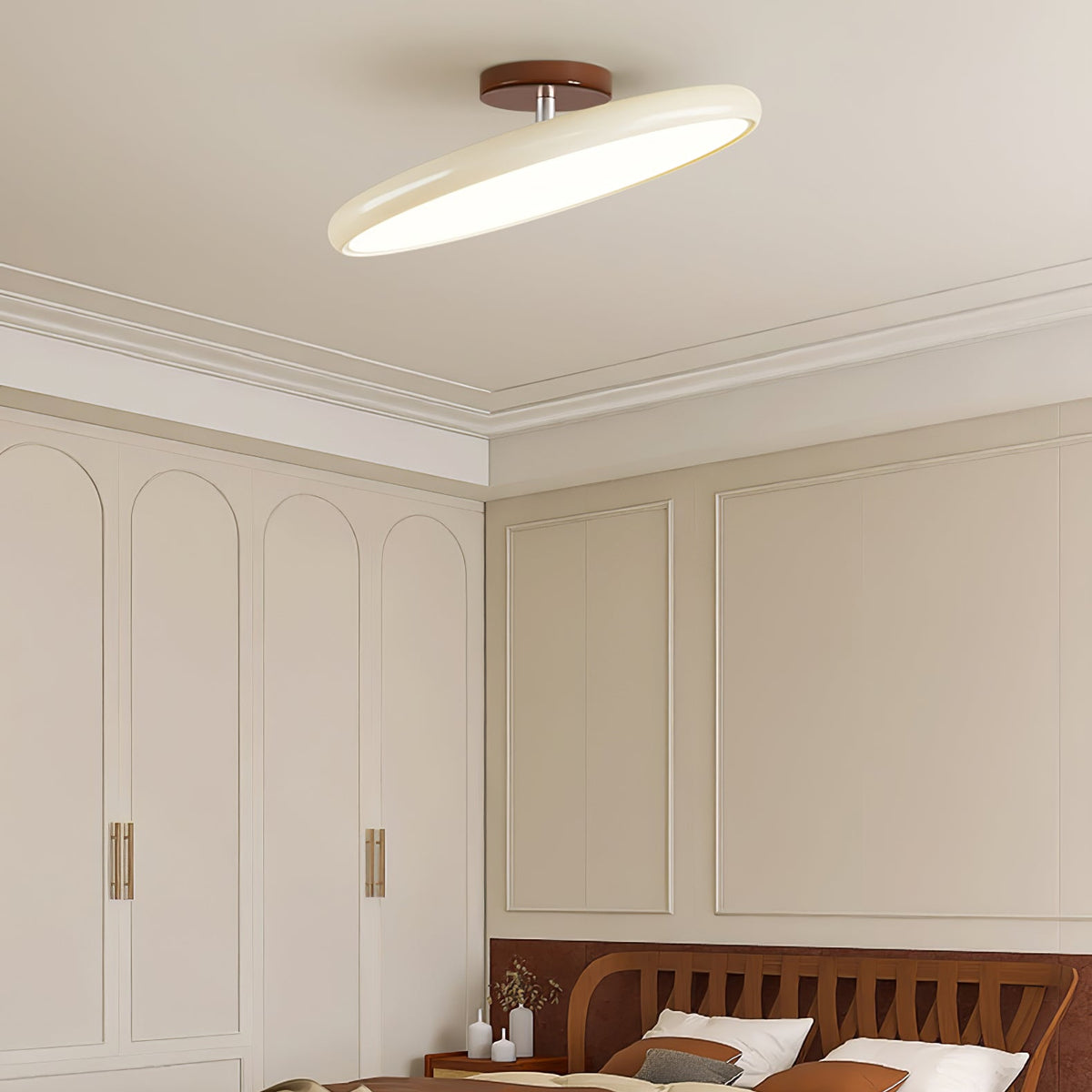 Drift Adjustable Ceiling Light – Modern LED Flush Mount for Living Room & Bedroom