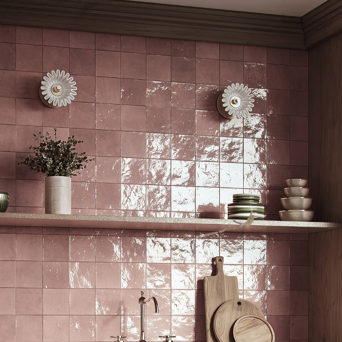 lola-surface-wall-lamp