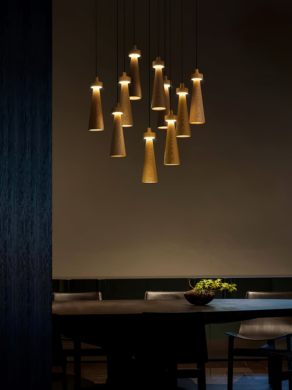 Loma Wood Pendant Light – Modern Minimalist LED Chandelier for Dining Room and Kitchen Island