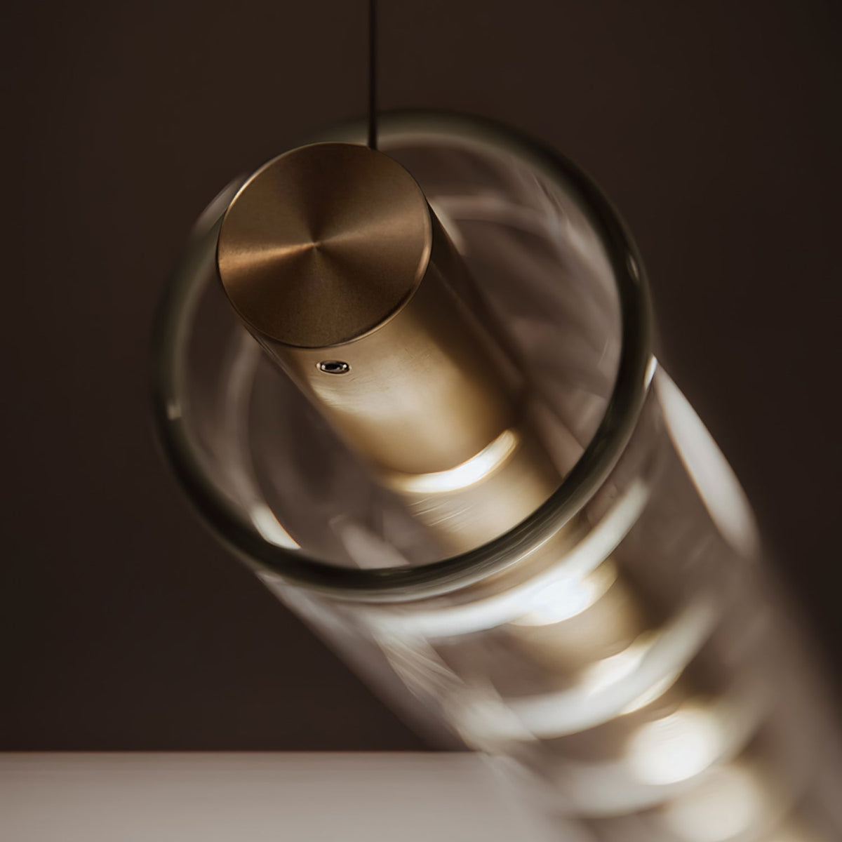 Loop Pendant Light – Modern Linear LED Chandelier in Gold or Black