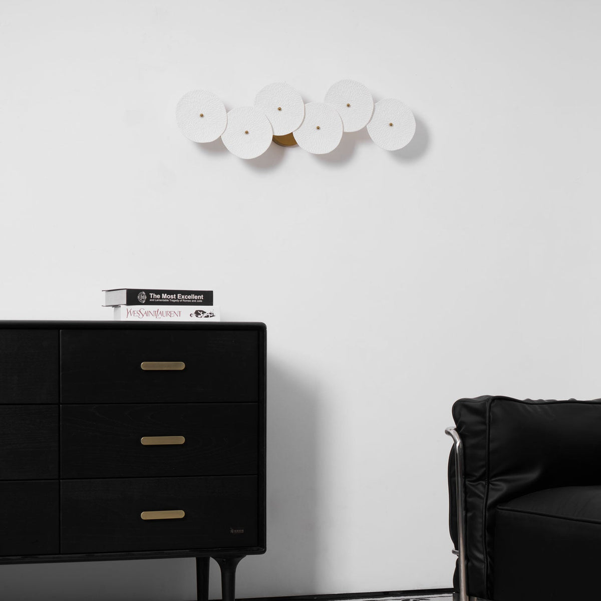 lotus-petal-wall-lamp