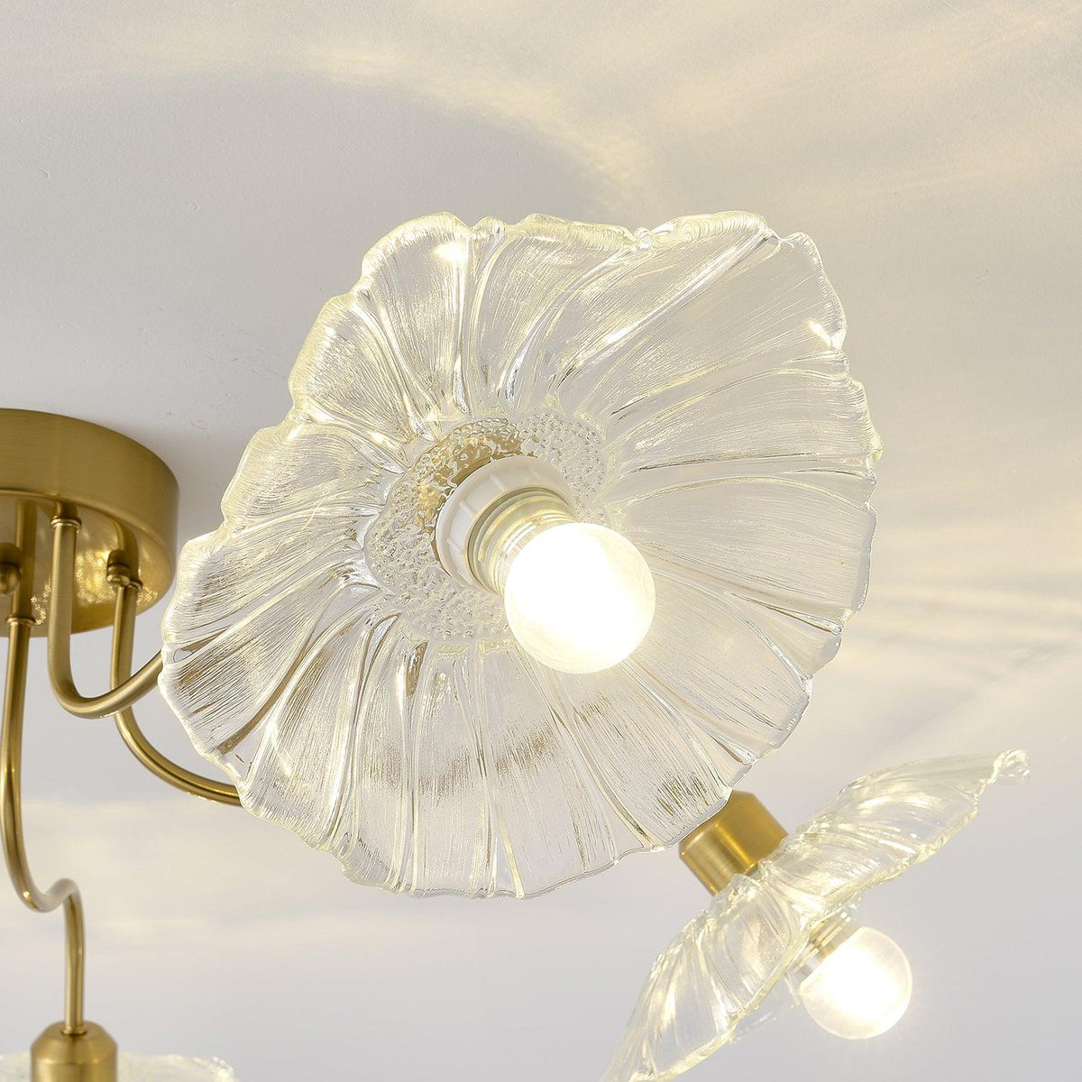 lotus-leaf-glass-ceiling-lamp