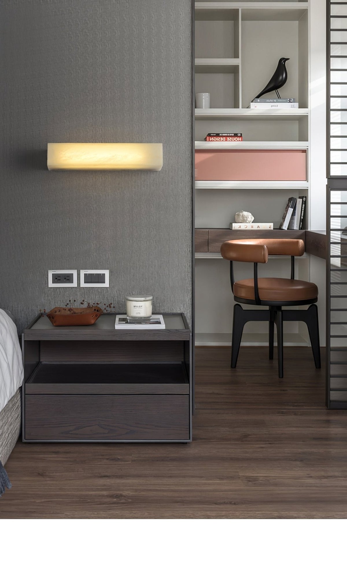 Lucent Pillar Alabaster Wall Sconce – Modern LED Wall Light