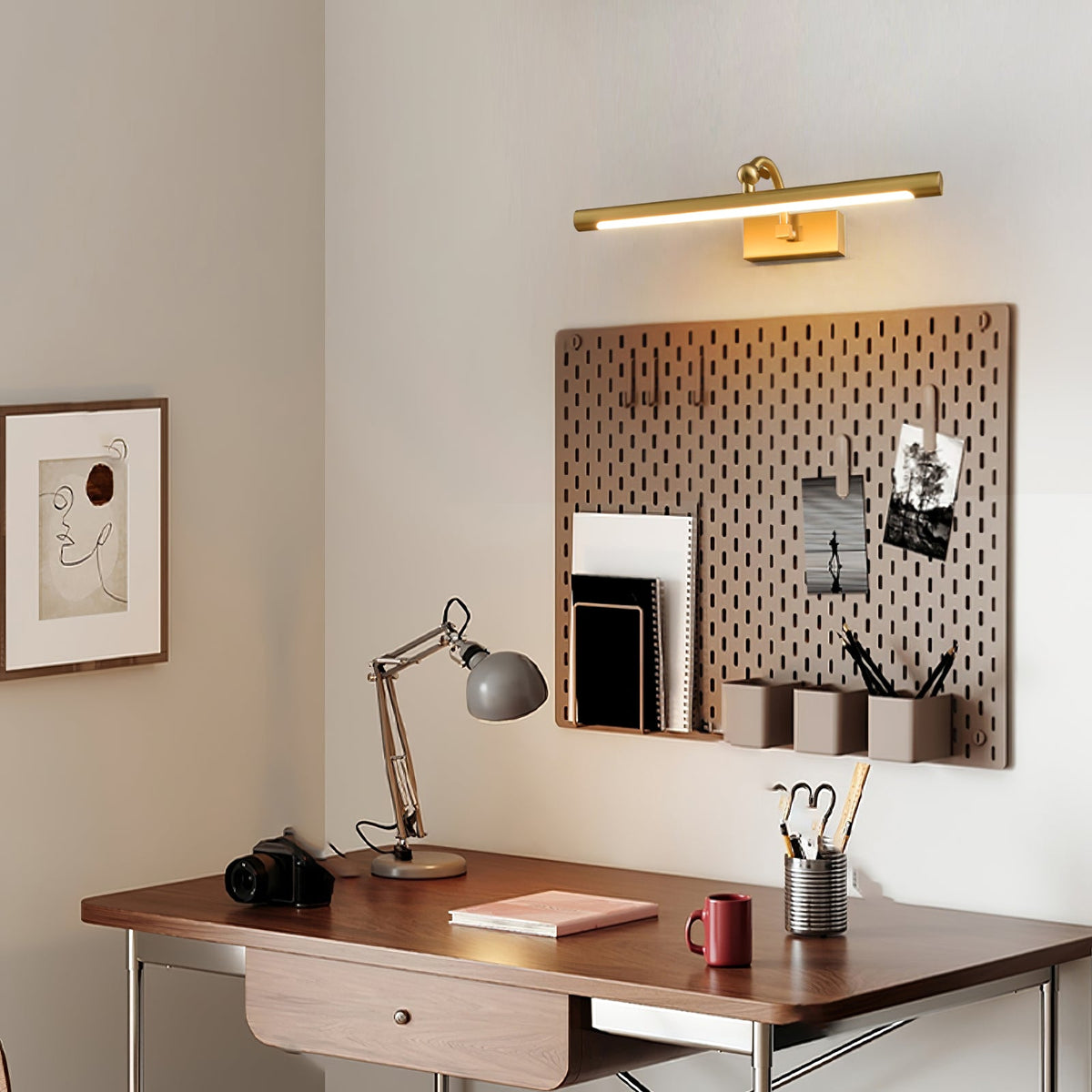 Lucent Vanity Wall Light – Modern LED Wall Sconce in Gold Finish